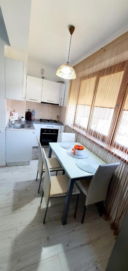 Sarah Apartment Köstence Dış mekan fotoğraf