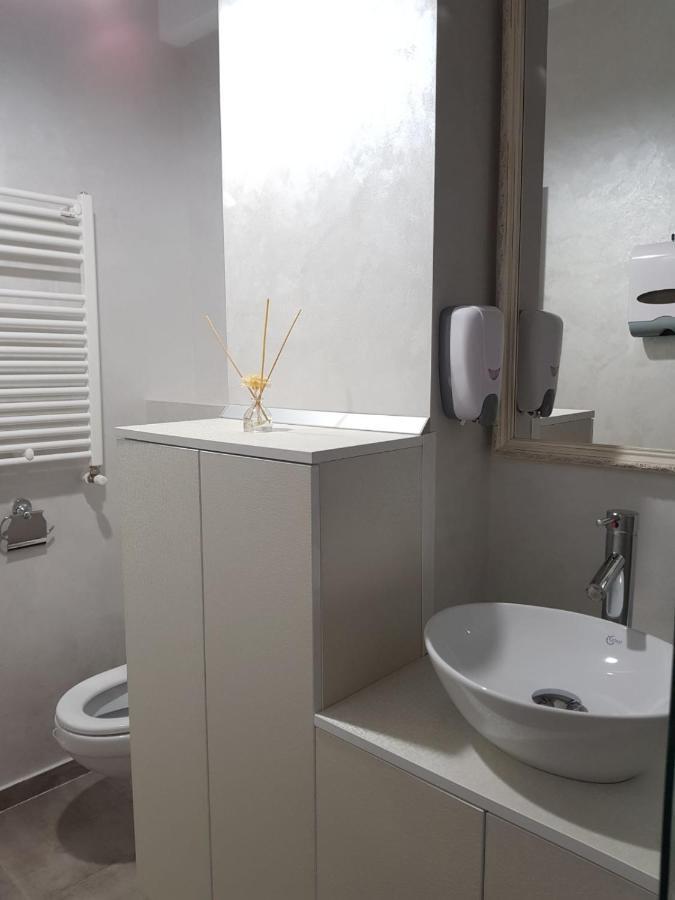 Sarah Apartment Köstence Dış mekan fotoğraf